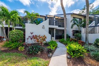 1806 Kings Lake BLVD # 4, Naples, FL 34112