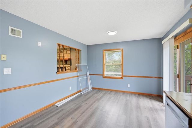 14280 170th Street, Bonner Springs, KS 66012