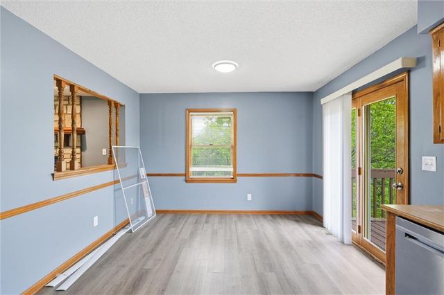 14280 170th Street, Bonner Springs, KS 66012