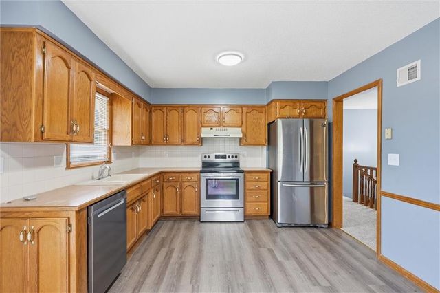 14280 170th Street, Bonner Springs, KS 66012