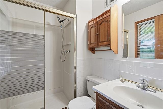 14280 170th Street, Bonner Springs, KS 66012