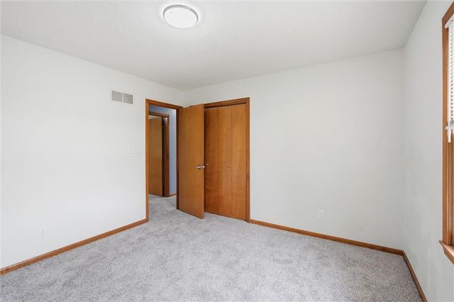 14280 170th Street, Bonner Springs, KS 66012
