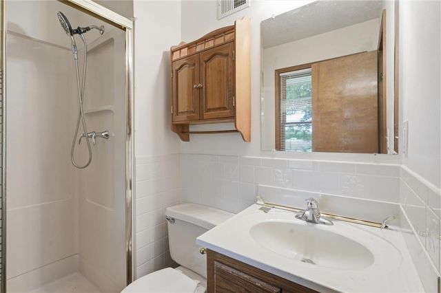 14280 170th Street, Bonner Springs, KS 66012