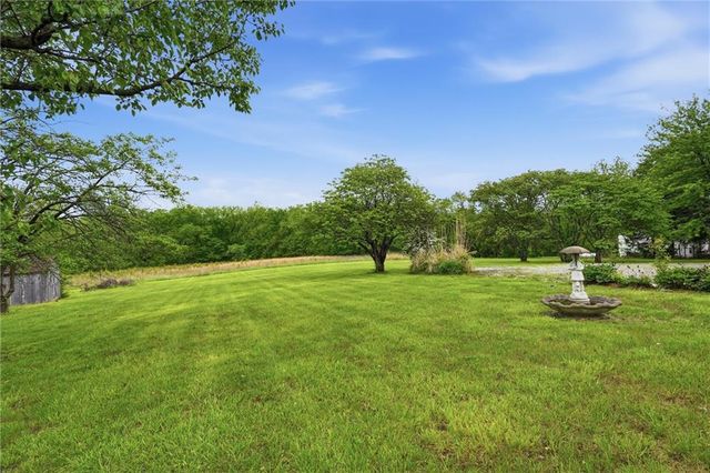 14280 170th Street, Bonner Springs, KS 66012