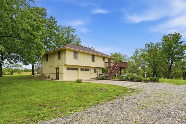 14280 170th Street, Bonner Springs, KS 66012