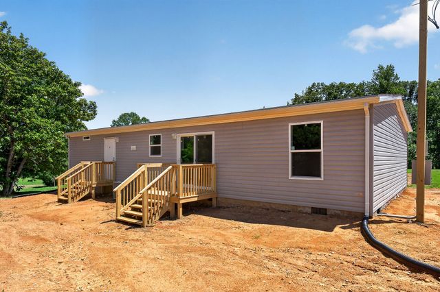 477 Salem Rd, Mcminnville, TN 37110