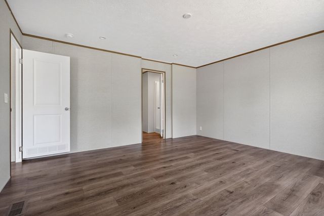 477 Salem Rd, Mcminnville, TN 37110