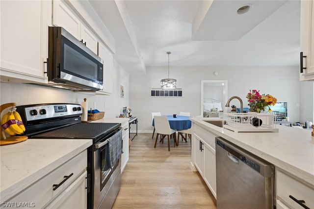 4710 Saint Croix LN 216, Naples, FL 34109