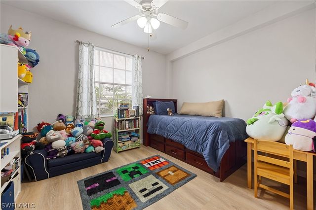 4710 Saint Croix LN 216, Naples, FL 34109