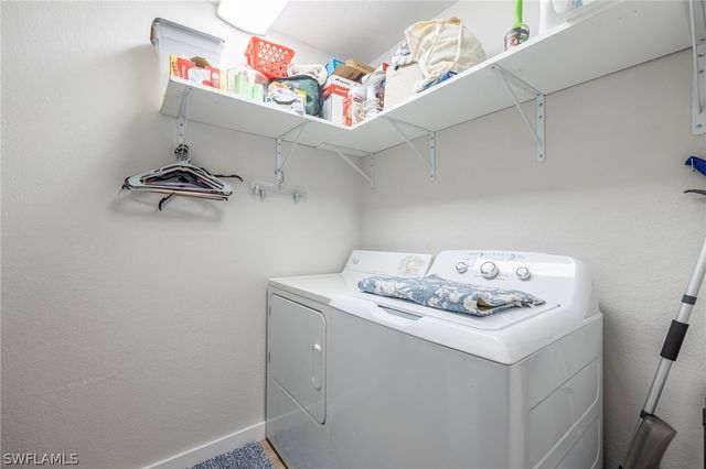 4710 Saint Croix LN 216, Naples, FL 34109