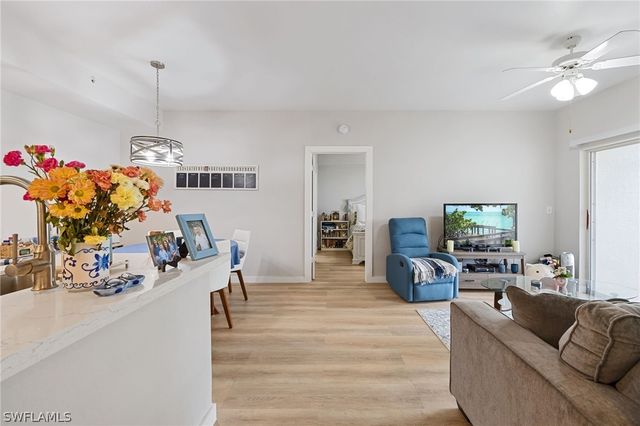 4710 Saint Croix LN 216, Naples, FL 34109