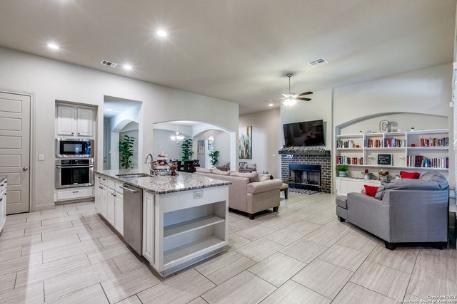 3218 Lilly Flower, San Antonio, TX 78253