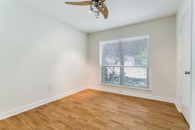 200 Lark Lane, Euless, TX 76039