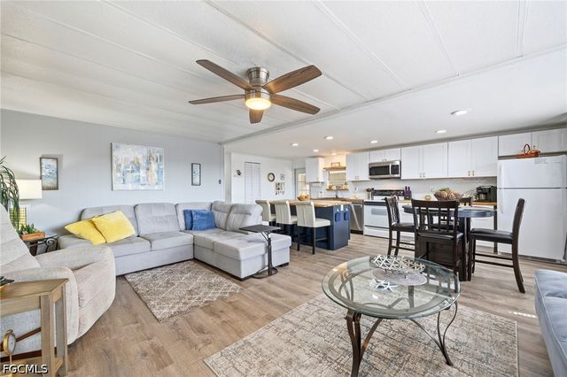 532 Palmer BLVD, North Fort Myers, FL 33903