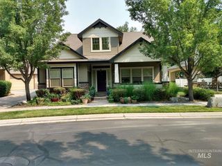 894 E Shadow Creek Ln, Eagle, ID 83616
