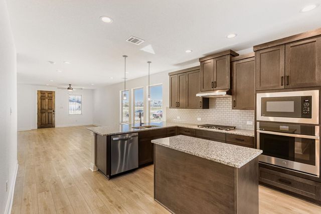 175 International ST, Buda, TX 78610