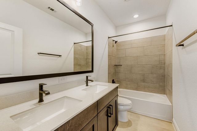 175 International ST, Buda, TX 78610