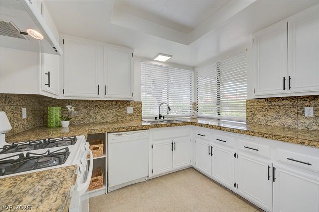 2695 San Lago Court, Las Vegas, NV 89121