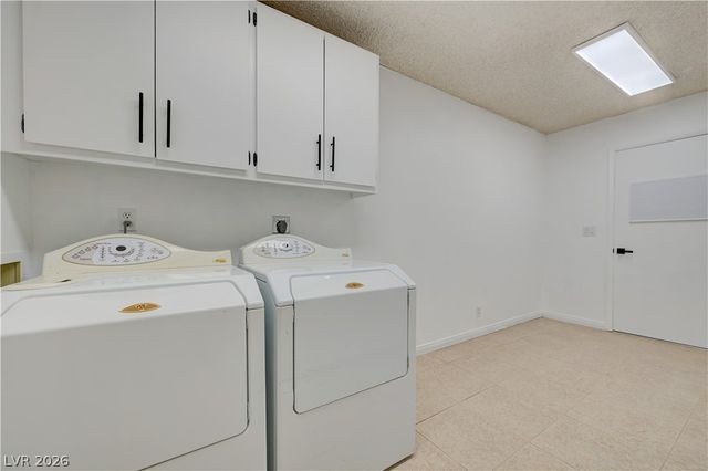 2695 San Lago Court, Las Vegas, NV 89121
