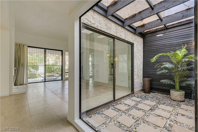 2695 San Lago Court, Las Vegas, NV 89121