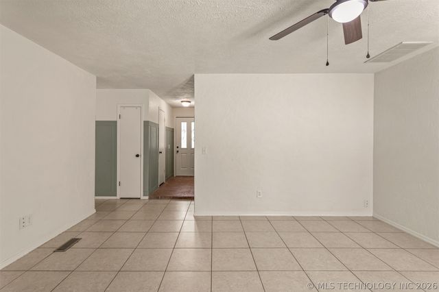 18121 E 2nd Street, Tulsa, OK 74108