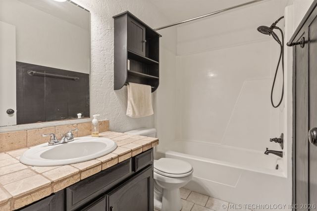 18121 E 2nd Street, Tulsa, OK 74108