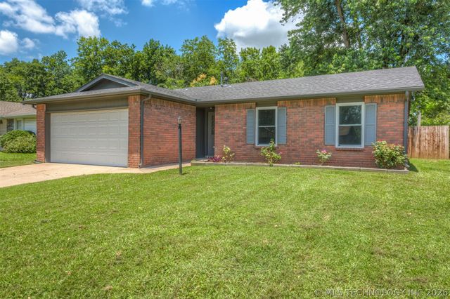 18121 E 2nd Street, Tulsa, OK 74108