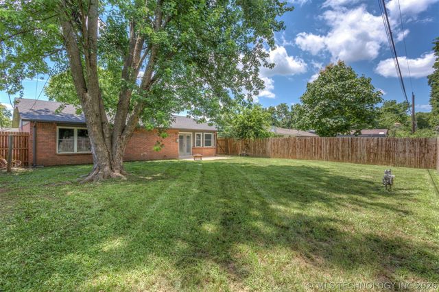 18121 E 2nd Street, Tulsa, OK 74108