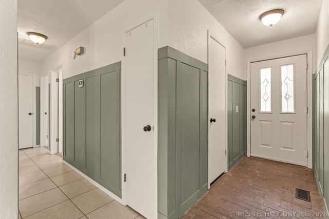 18121 E 2nd Street, Tulsa, OK 74108