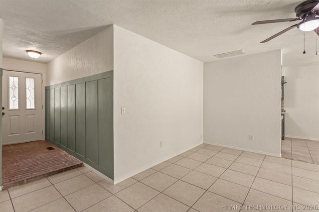 18121 E 2nd Street, Tulsa, OK 74108