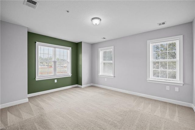 1016 Thoroughgood WAY # 201, Chesapeake, VA 23324