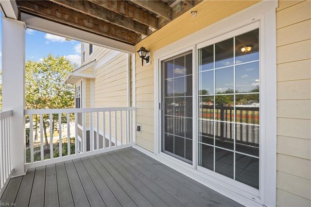 1016 Thoroughgood WAY # 201, Chesapeake, VA 23324