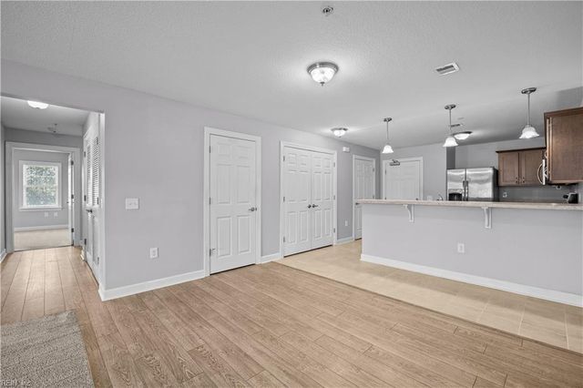 1016 Thoroughgood WAY # 201, Chesapeake, VA 23324