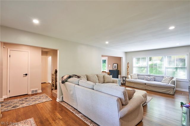 399 Mineola Avenue, Akron, OH 44313