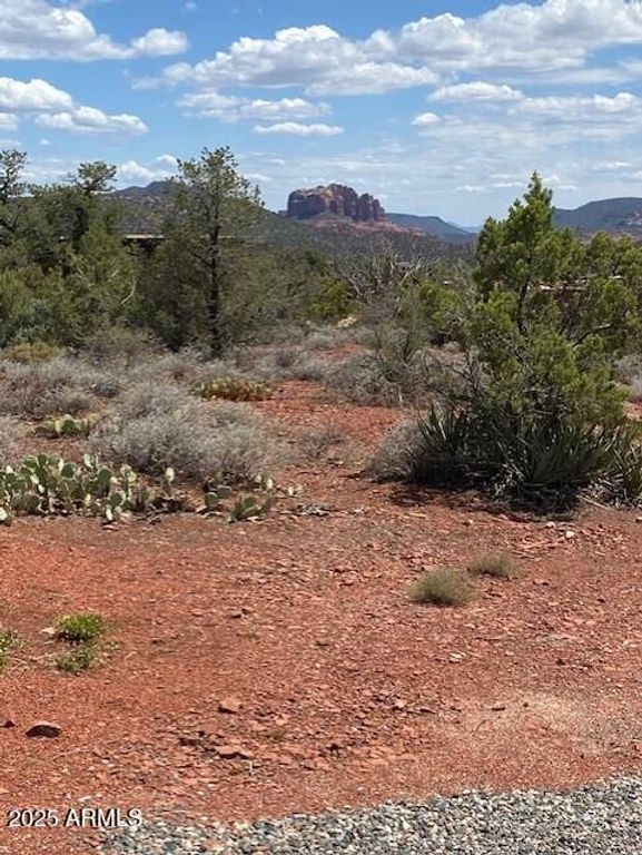 Image 3 of property listing at 25 E SPRING HOUSE Drive 71, Sedona, AZ 86336