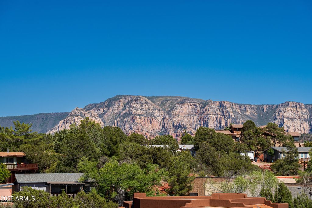 Image 5 of property listing at 25 E SPRING HOUSE Drive 71, Sedona, AZ 86336