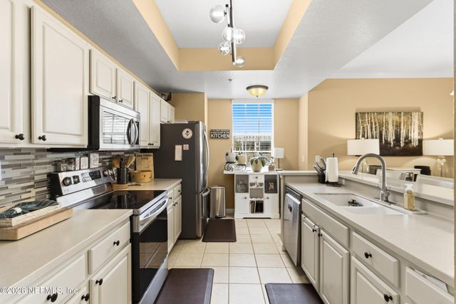 10075 GATE Parkway N 207, Jacksonville, FL 32246