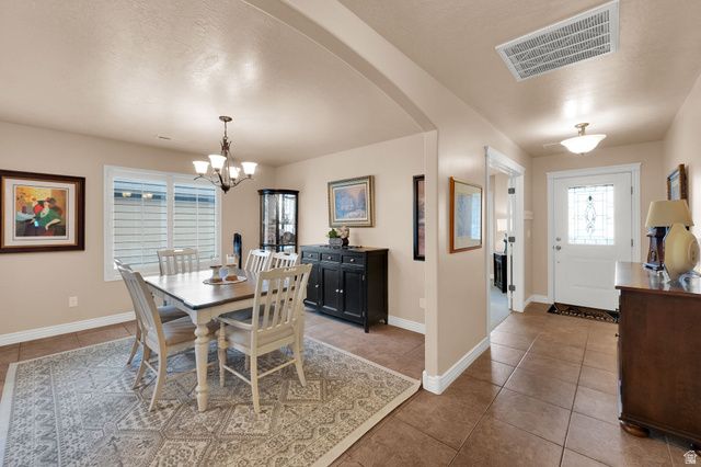 2894 TRAILSIDE DR, Syracuse, UT 84075