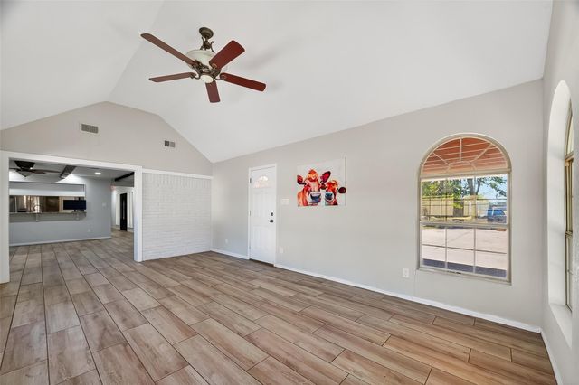 1810 Indian Shores Road, Crosby, TX 77532