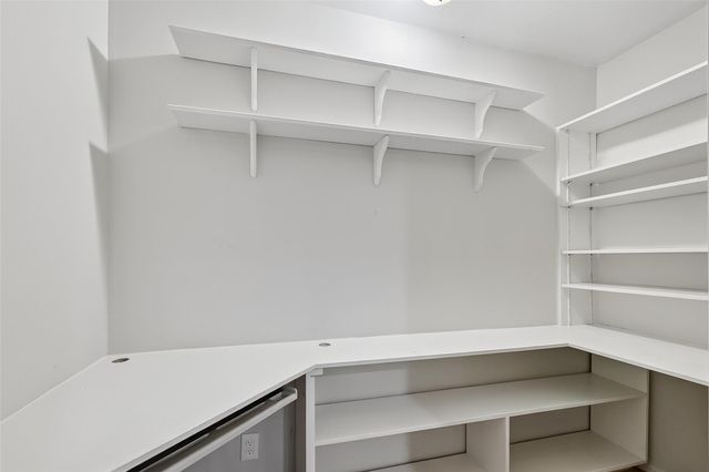 1810 Indian Shores Road, Crosby, TX 77532