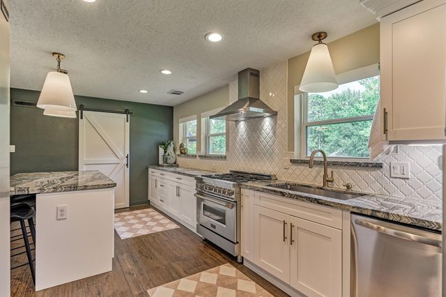6202 Knollview Drive, Spring, TX 77389