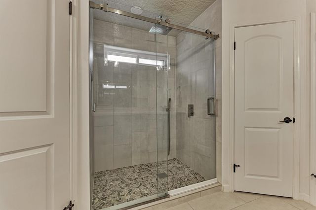 6202 Knollview Drive, Spring, TX 77389