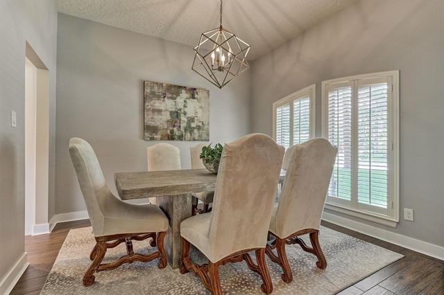 6202 Knollview Drive, Spring, TX 77389