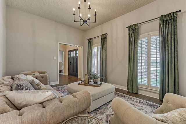 6202 Knollview Drive, Spring, TX 77389