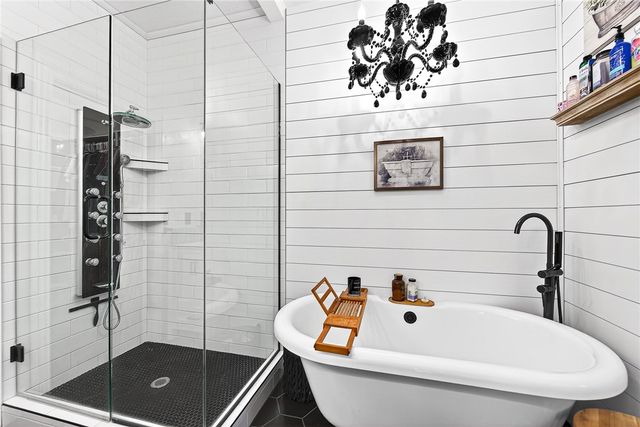 16240 Kostner Drive, Rogers, AR 72756