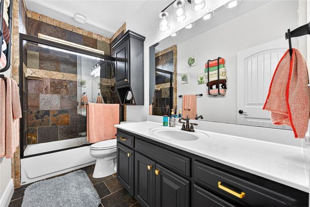 16240 Kostner Drive, Rogers, AR 72756