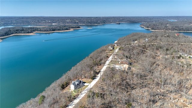 16240 Kostner Drive, Rogers, AR 72756