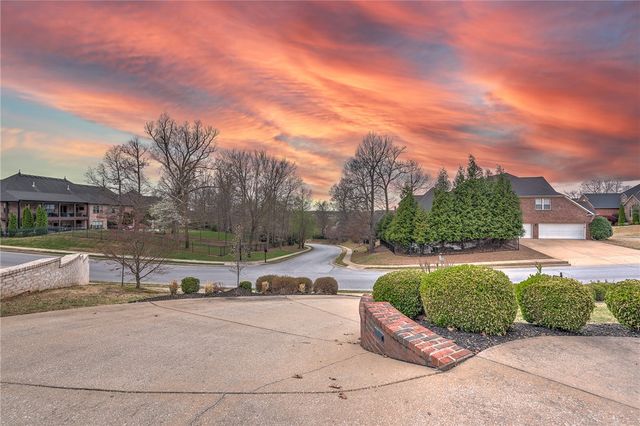 16240 Kostner Drive, Rogers, AR 72756