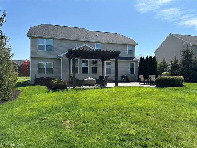 2556 Palmer Lane, Avon, OH 44011