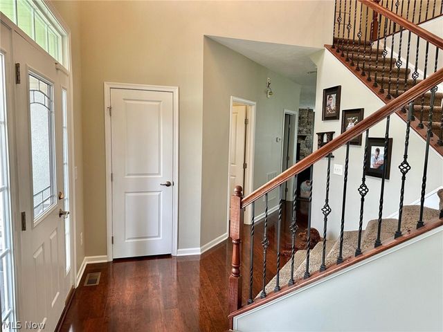 2556 Palmer Lane, Avon, OH 44011